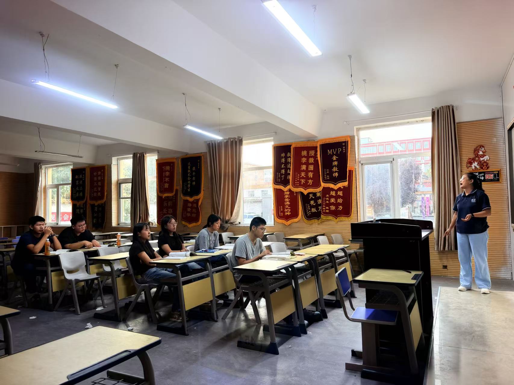 石家庄精英单招升学中心隶属于精英88